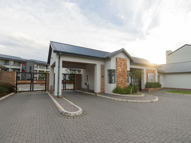 Apartment For Sale in Overbaakens Port Elizabeth - Photo 2