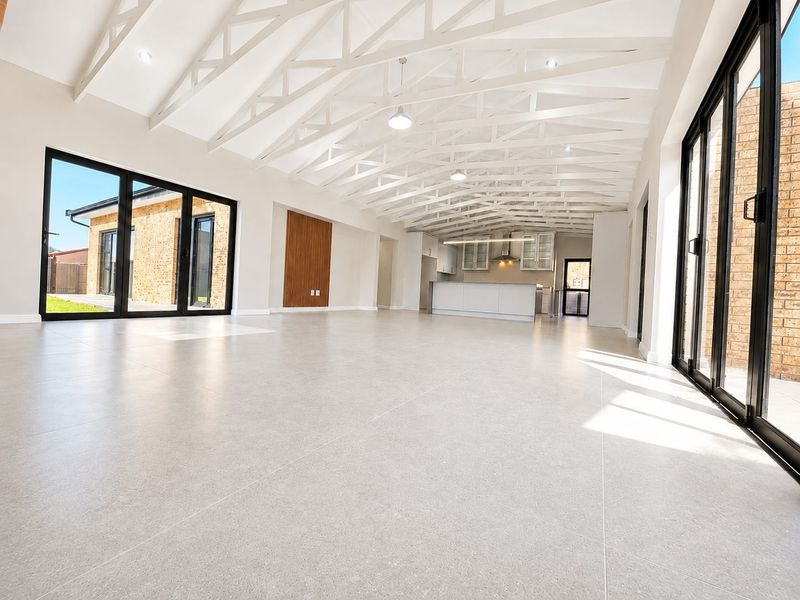 Exclusive Brand-New 4-Bedroom Home for Sale in Noorsekloof, Jeffreys Bay - Photo 3