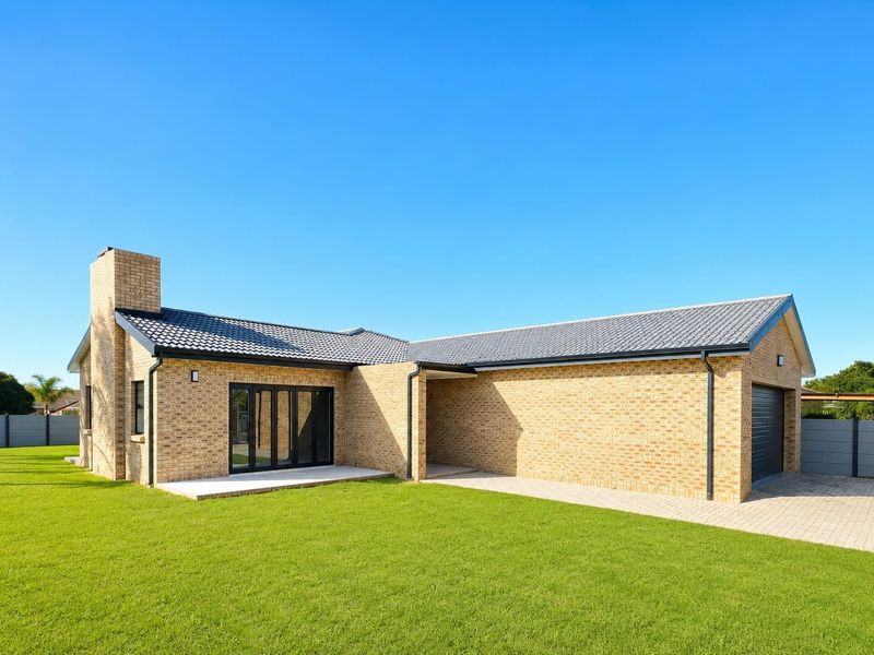 Exclusive Brand-New 4-Bedroom Home for Sale in Noorsekloof, Jeffreys Bay - Photo 2