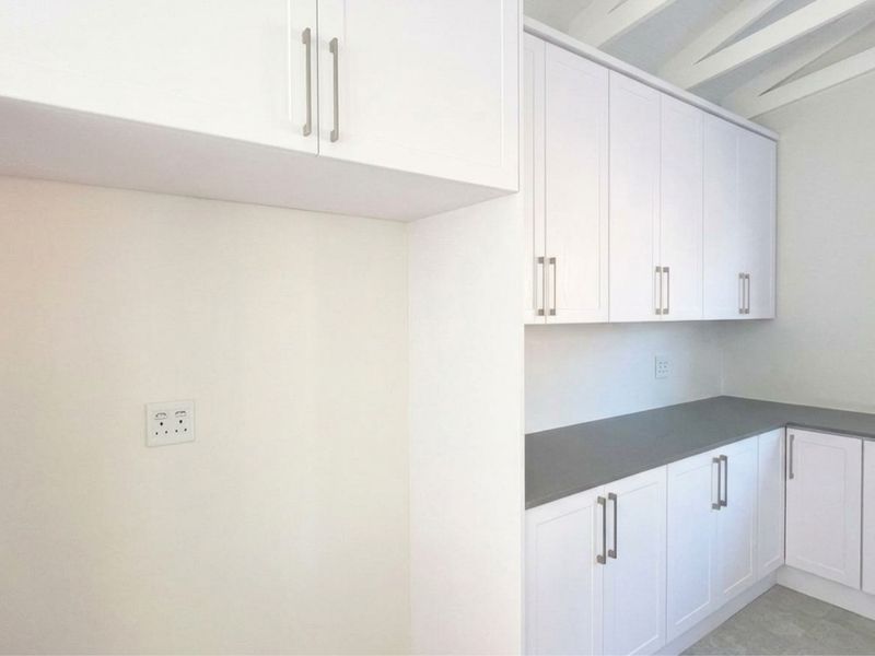 Modern 3 Bedroom, 2 Bathroom Home for Sale in Noorsekloof - Stylish New Build with Premium Finishes - Photo 7