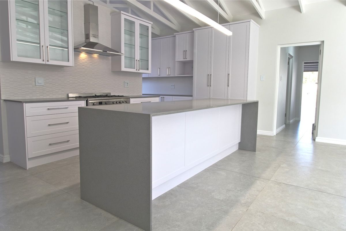 Modern 3 Bedroom, 2 Bathroom Home for Sale in Noorsekloof - Stylish New Build with Premium Finishes - Photo 5