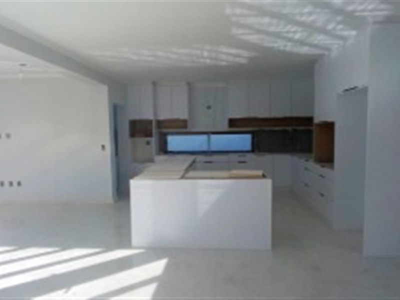 6 BEDROOM 6 BATHROOM MODERN HOUSE IN SANDOWN - Photo 6