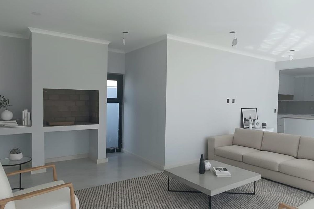 6 BEDROOM 6 BATHROOM MODERN HOUSE IN SANDOWN - Photo 2