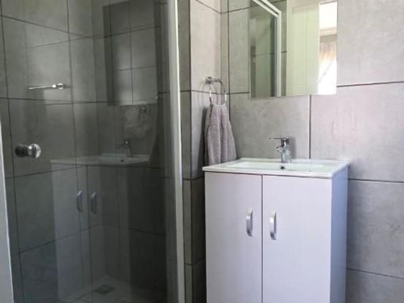 Beautiful Finished Simplex in Terenure, Kempton Park!!!! - Photo 10