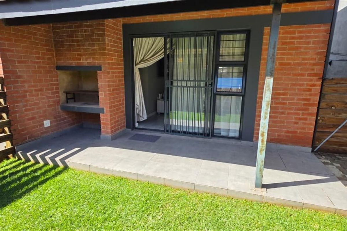 Beautiful Finished Simplex in Terenure, Kempton Park!!!! - Photo 5