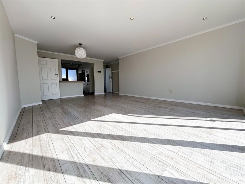 House To Rent in Edgemead, Goodwood - Photo 4