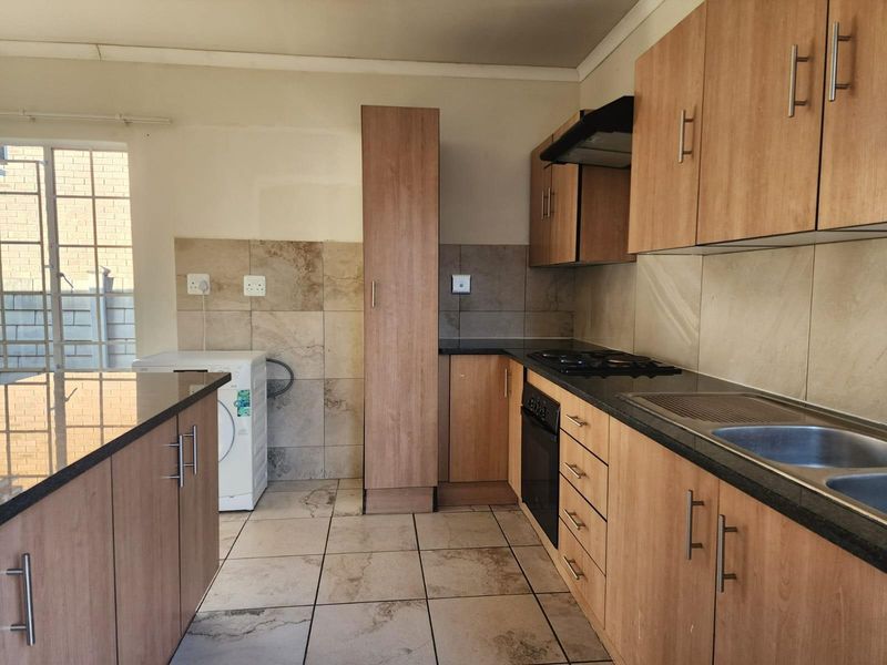 Three House available in Grasslands Estate from 1 June 2026 - Photo 2