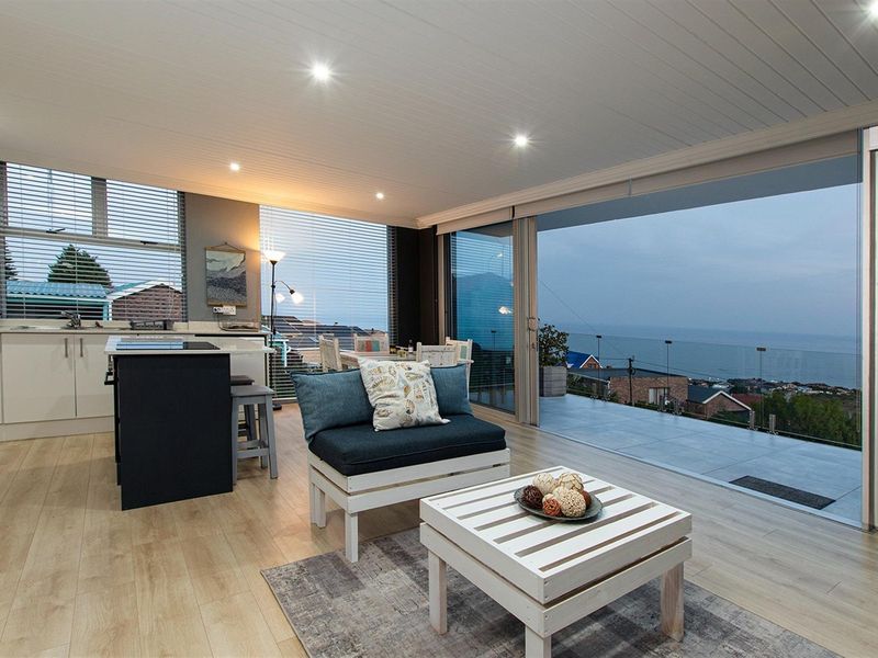 Apartment To Rent in Dana Bay, Mossel Bay - Photo 3