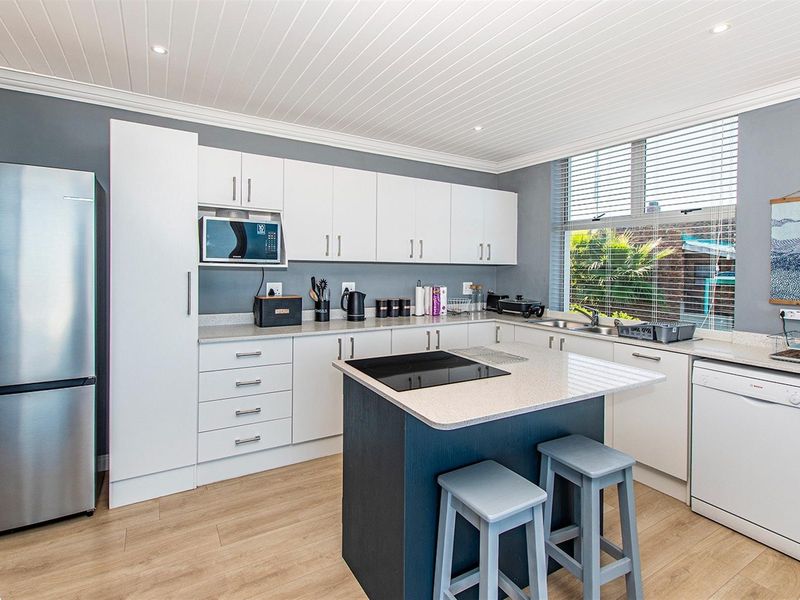 Apartment To Rent in Dana Bay, Mossel Bay - Photo 9