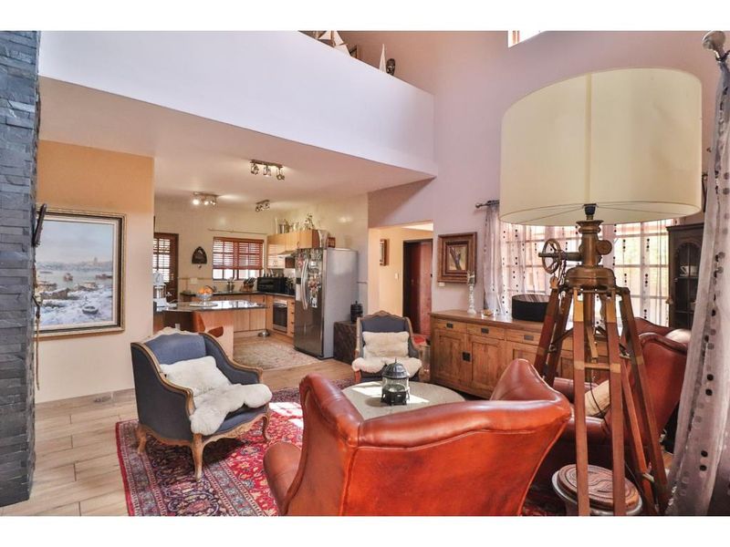 House For Sale in Sought After Security Complex - Photo 9