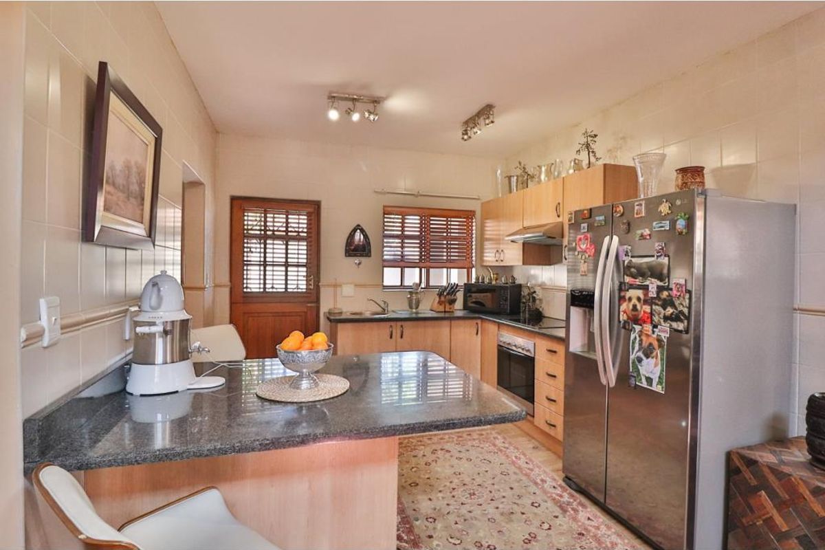 House For Sale in Sought After Security Complex - Photo 4
