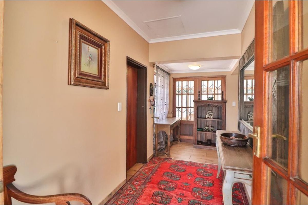 House For Sale in Sought After Security Complex - Photo 3