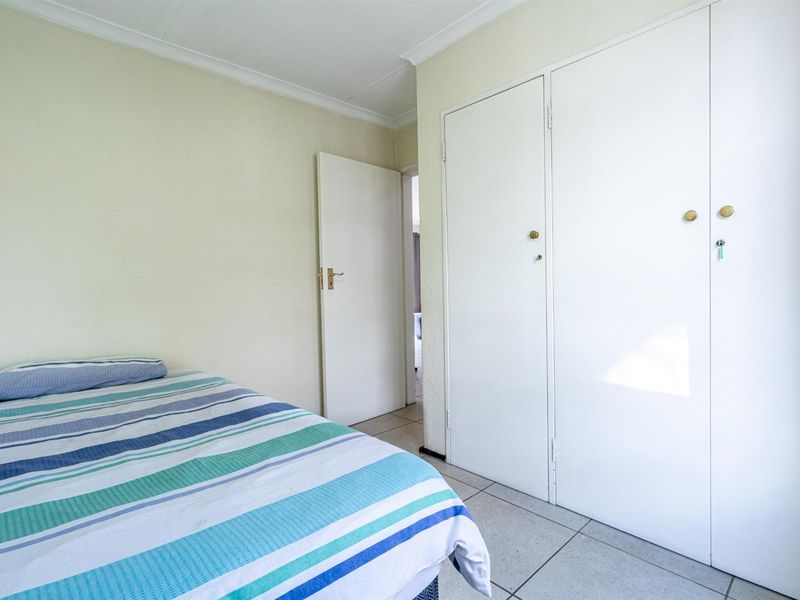 Fantastic 2-Bed Apartment in Morningside Hills, Sandton - Photo 9