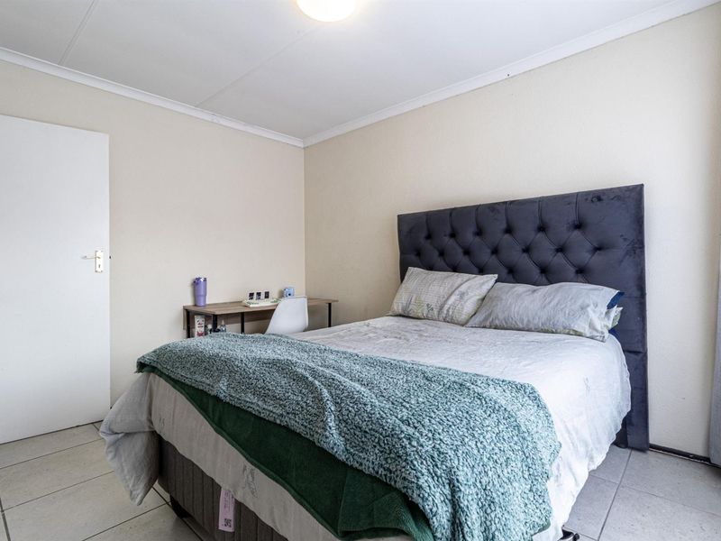 Apartment For Sale in Morningside Hills, Sandton - Photo 8