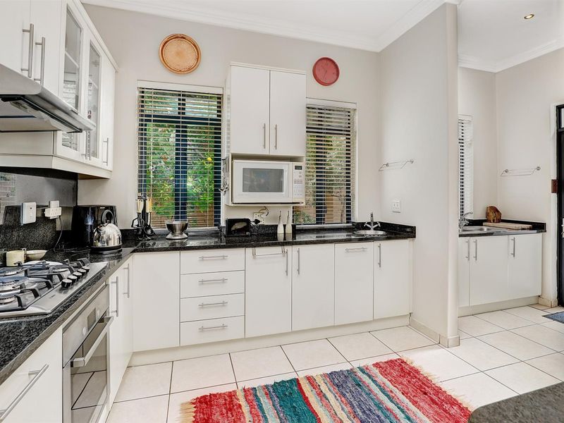 House For Sale in Welgevonden Estate, Durbanville - Photo 8