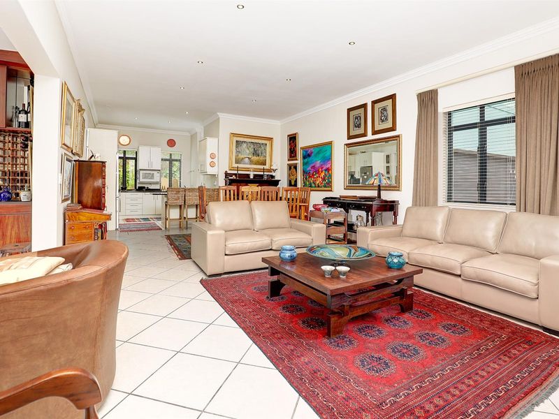 House For Sale in Welgevonden Estate, Durbanville - Photo 4