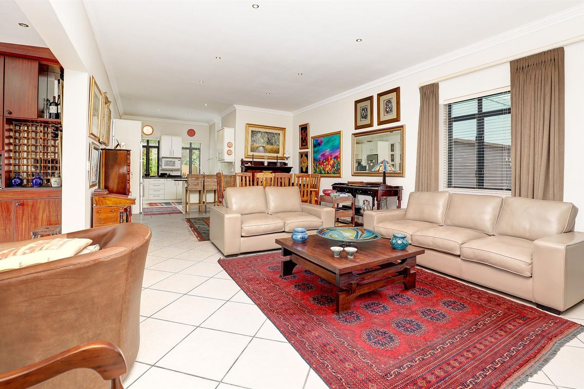 House For Sale in Welgevonden Estate, Durbanville - Photo 4