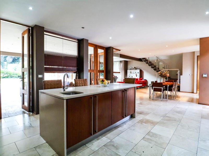 4 Bedroom House for sale in Bryanston, Sandton - Photo 5