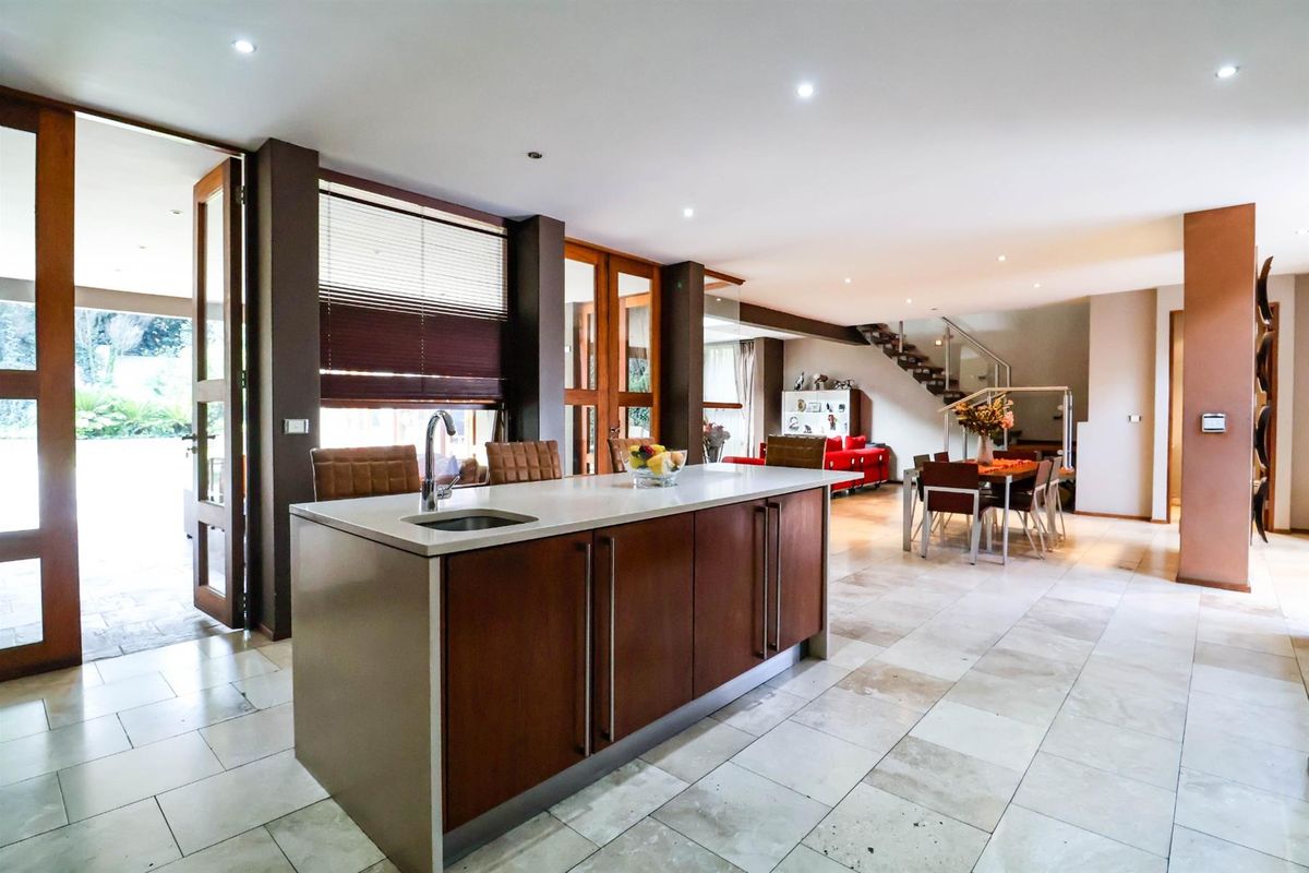 4 Bedroom House for sale in Bryanston, Sandton - Photo 5