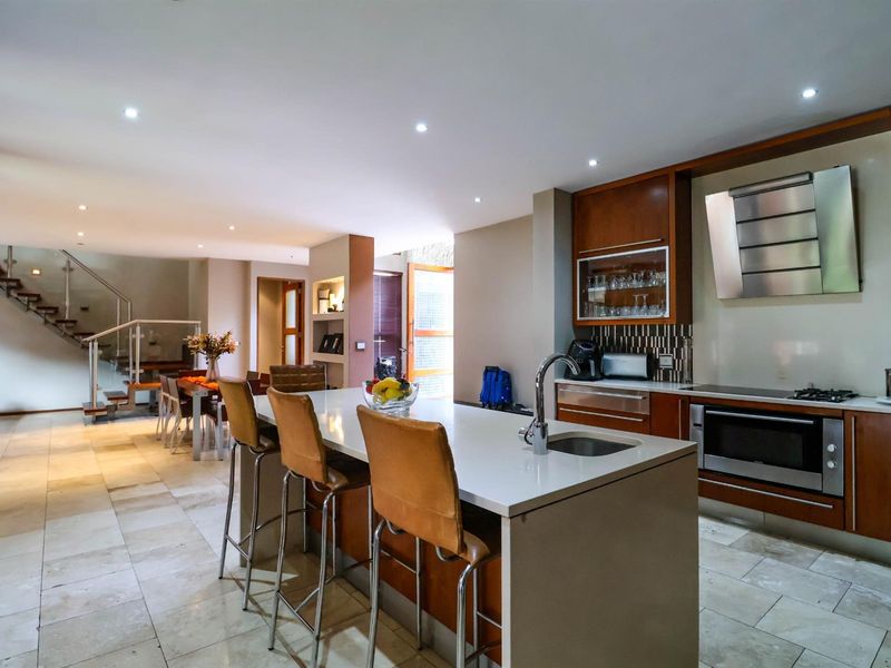 4 Bedroom House for sale in Bryanston, Sandton - Photo 8