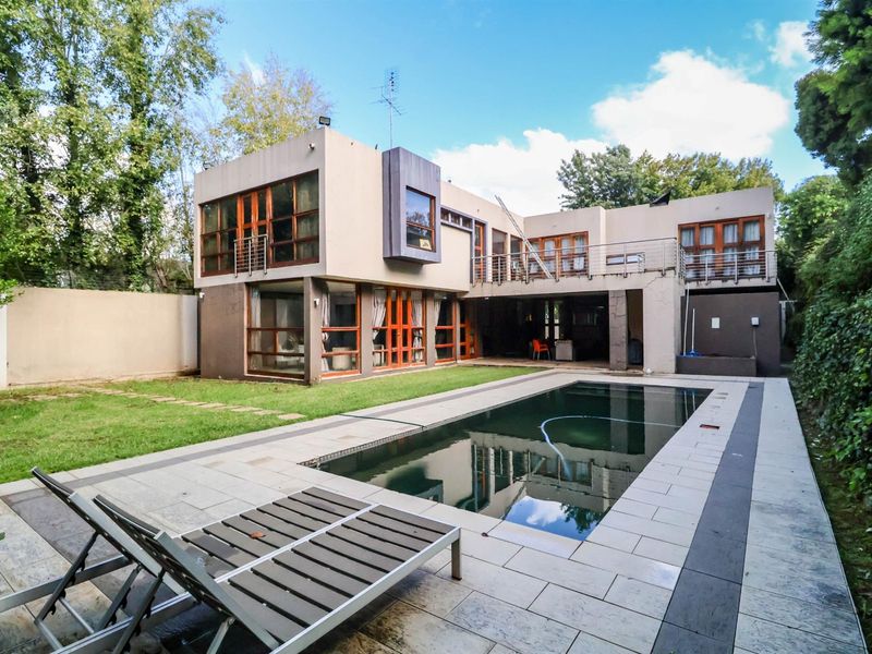 4 Bedroom House for sale in Bryanston, Sandton - Photo 1