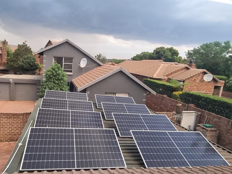 4 Bedroom Cluster in a secure estate in Glen Marias - Photo 6