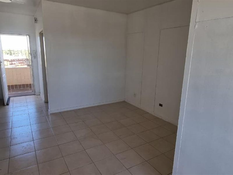 Studio Apartment To Rent in Kimberley - Photo 4
