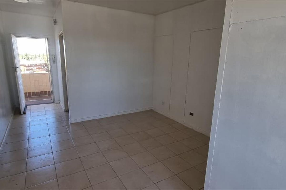 Studio Apartment To Rent in Kimberley - Photo 4