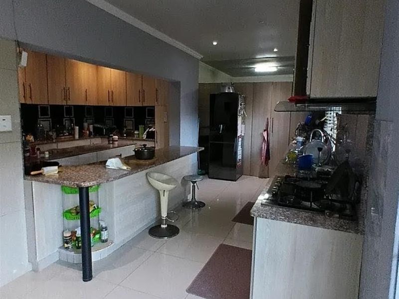 Fully furnished home For Sale in Sea Park, Port Shepstone, KwaZulu Natal - Photo 7