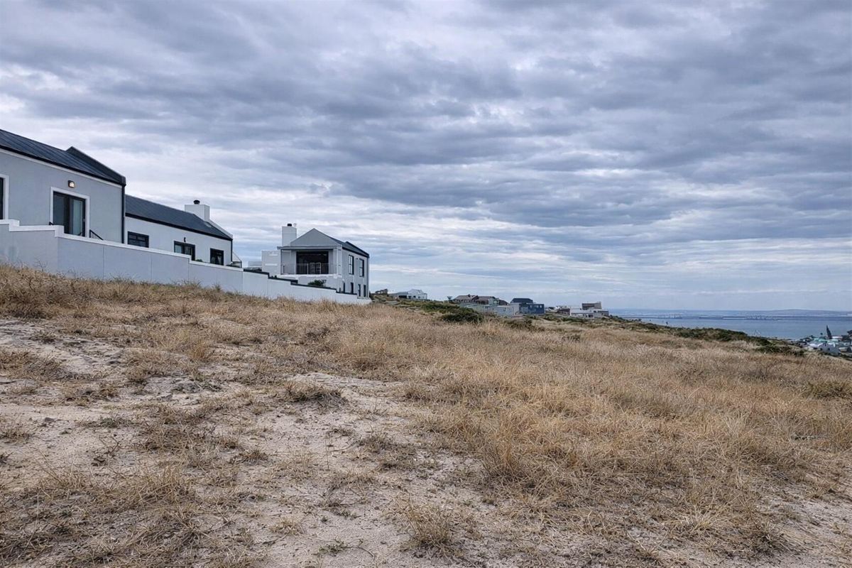 658m2 Stand with Sea Views in Secure Hoogland Mountain Estate - Photo 3