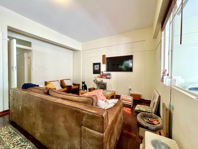 Spacious 1-Bedroom Apartment | Prime Location | Gautrain Access - Photo 3