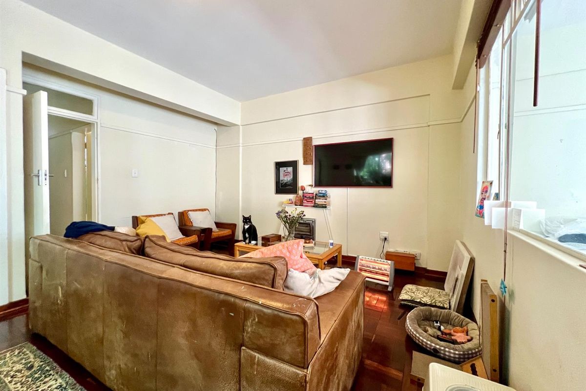 Spacious 1-Bedroom Apartment | Prime Location | Gautrain Access - Photo 3
