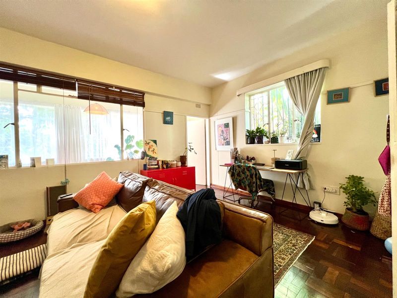 Spacious 1-Bedroom Apartment | Prime Location | Gautrain Access - Photo 2