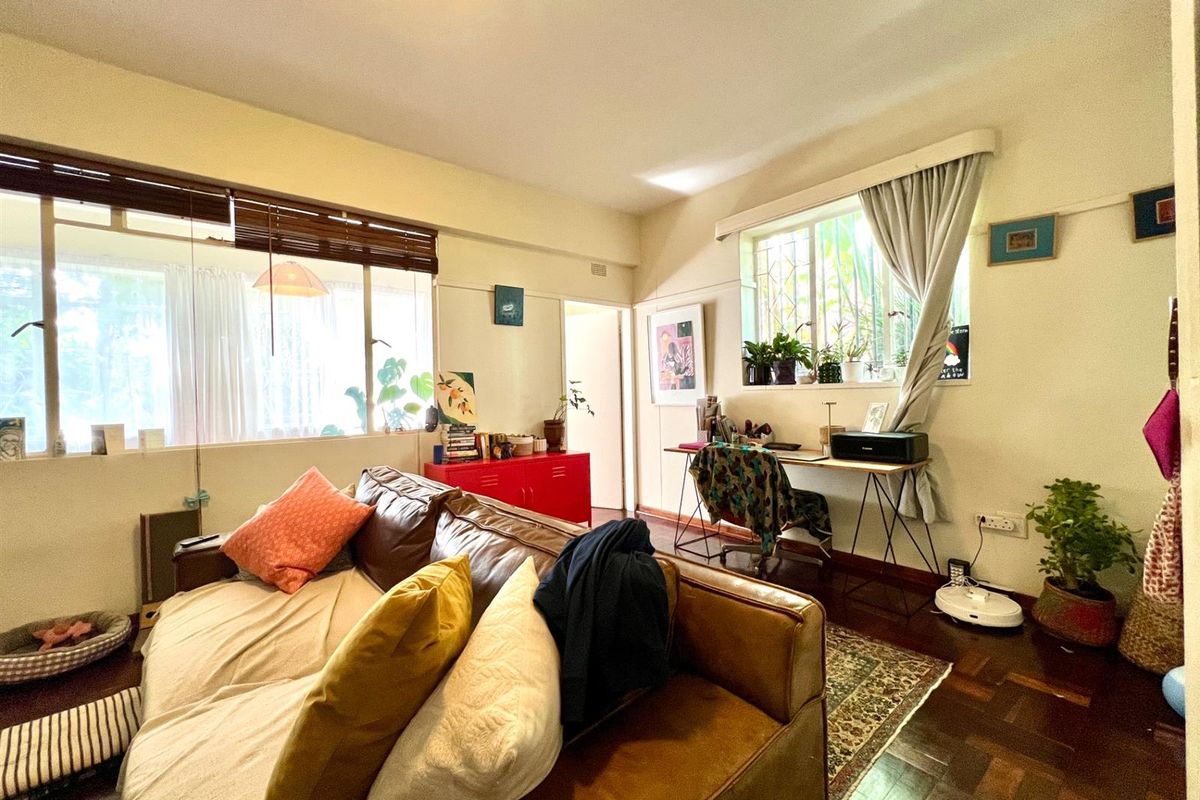 Spacious 1-Bedroom Apartment | Prime Location | Gautrain Access - Photo 2