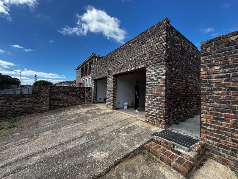 Two Homes on One Stand in Upper Heiderand - Exceptional Value and Rental Potential Pet-Friendly - Photo 7