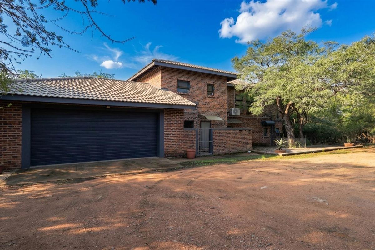 House For Sale in Marloth Park - Photo 2