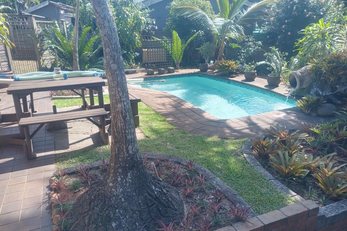 House To Rent in Ballito Central, Ballito, KwaZulu Natal - Photo 2