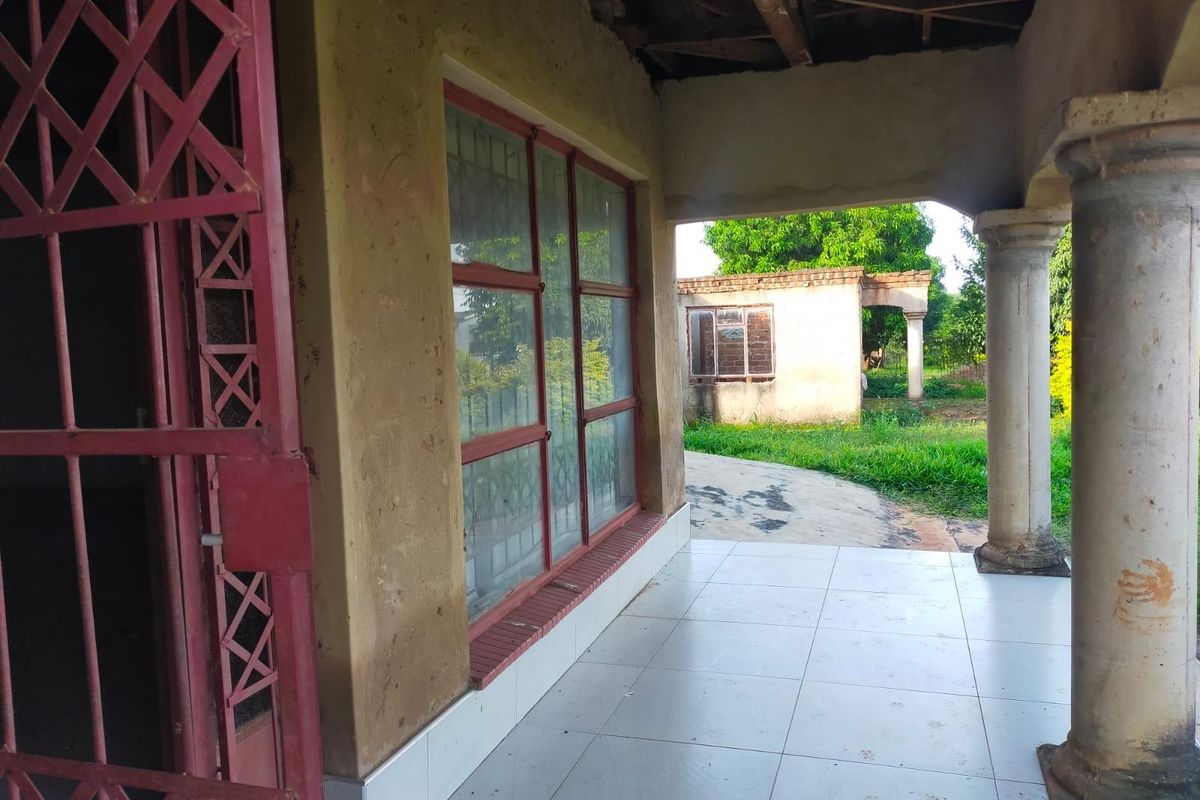 House For Sale in Thohoyandou Block M - Photo 2