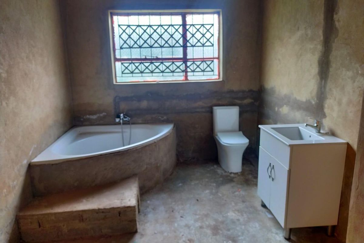 House For Sale in Thohoyandou Block M - Photo 4