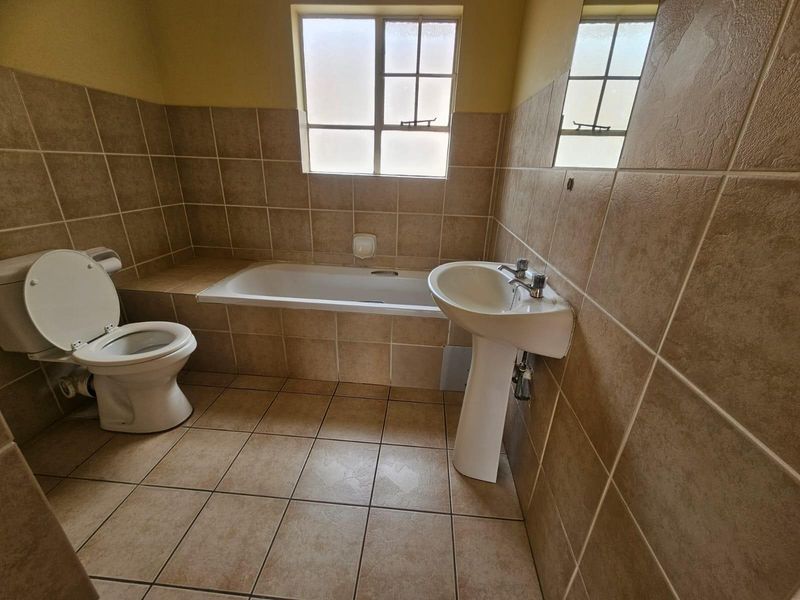 Apartment For Sale in Karenpark, Akasia - Photo 8
