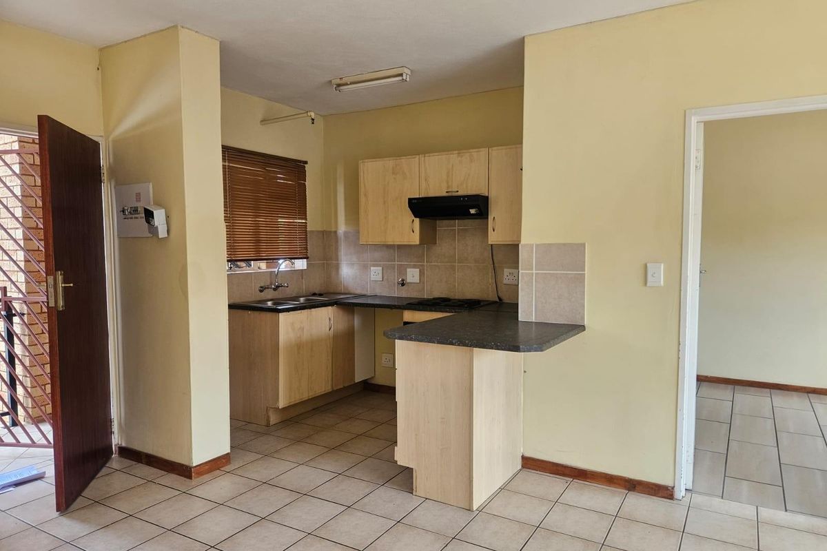 Apartment For Sale in Karenpark, Akasia - Photo 5