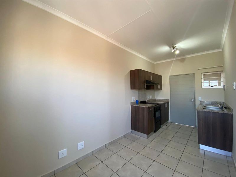 Apartment To Rent in Kwamashu, Durban, KwaZulu Natal - Photo 6