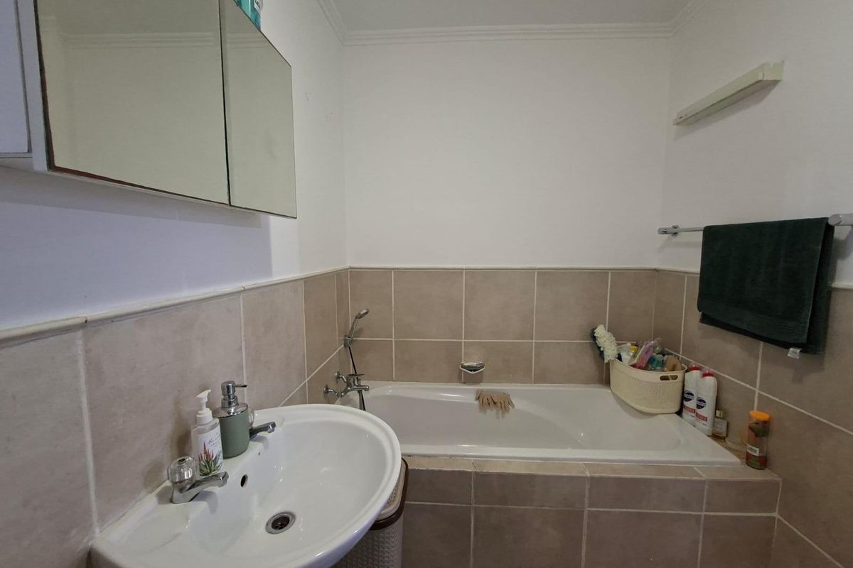 Apartment For Sale in Rivonia, Sandton - Photo 3