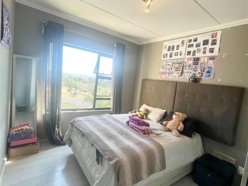 2Bed,2Bath Apartment To Rent in Lonehill, Sandton - Photo 8