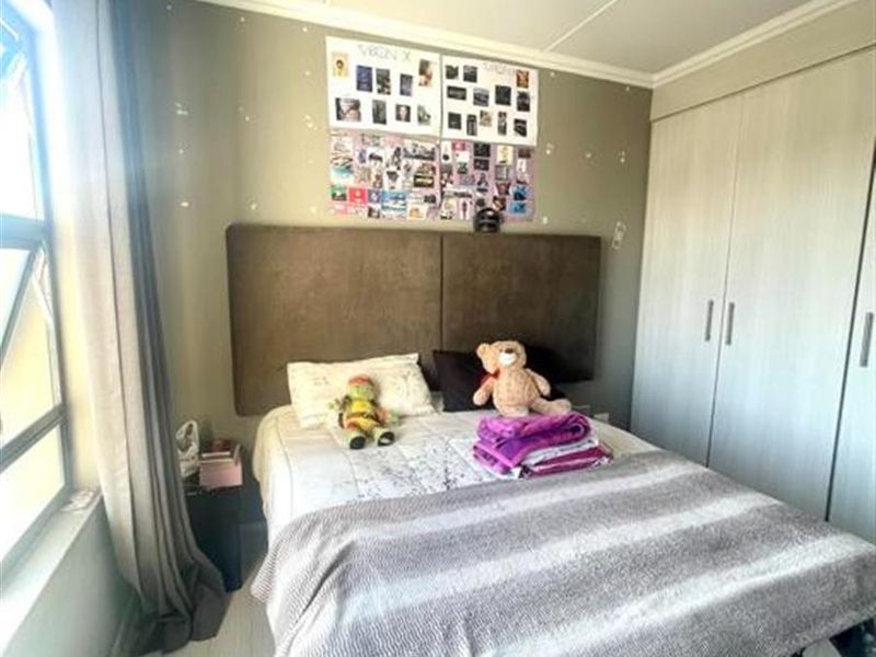 2Bed,2Bath Apartment To Rent in Lonehill, Sandton - Photo 7