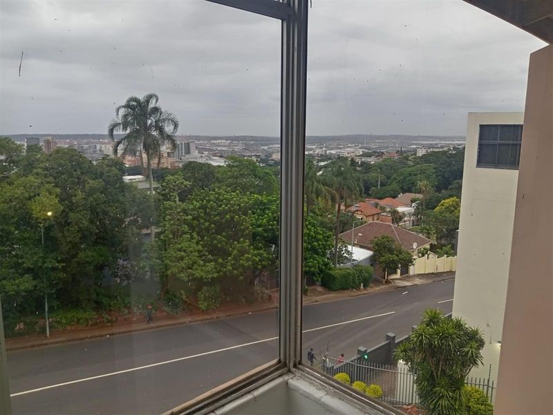 1.5 Bedroom Apartment in Musgrave with Awesome Harbour Views for Rent - Photo 3