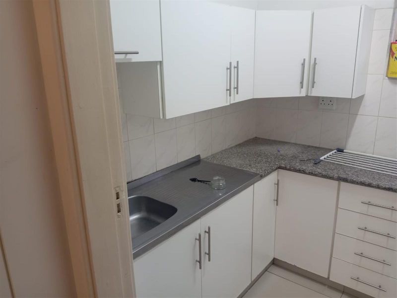 1.5 Bedroom Apartment in Musgrave with Awesome Harbour Views for Rent - Photo 10