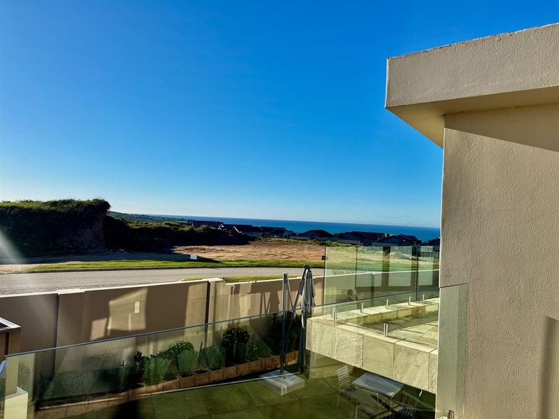 Secure Low-Maintenance Studio Retirement Apartment  in Mossel Bay Retirement and Village - Photo 9