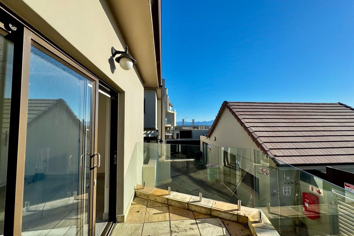 Secure Low-Maintenance Studio Retirement Apartment  in Mossel Bay Retirement and Village - Photo 4