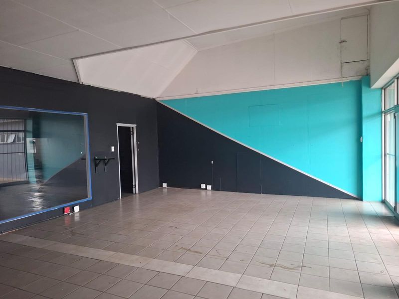 Commercial Property To Let - Photo 4